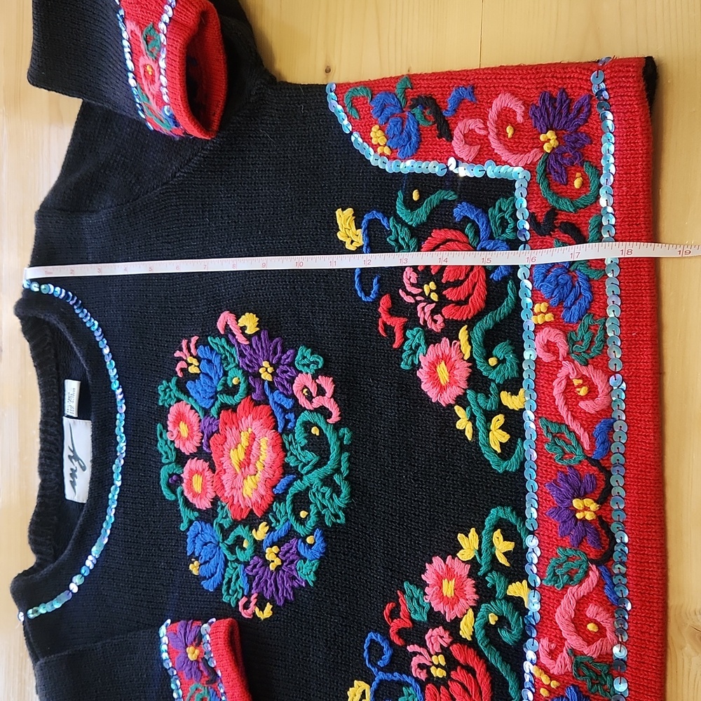 Vintage 90s Embroidered Floral Sweater Retro Black Knit Pullover M - Picture 13 of 14